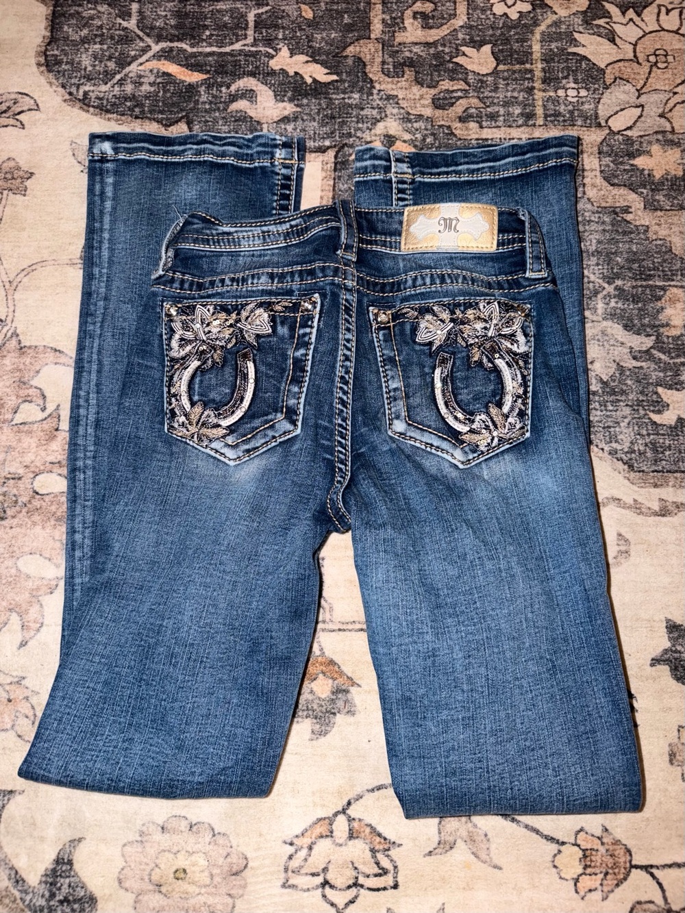 MissMe Women's Horseshoe Embellished Mid Rise Bootcut Jeans 25x34